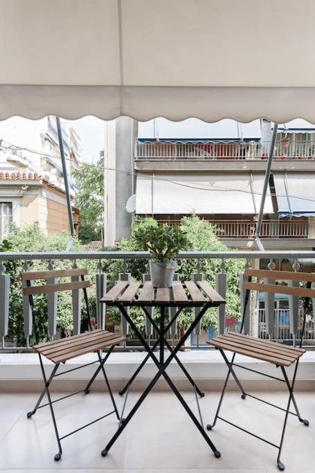 Your "Home Away From Home" - Phillopapou Hill Atenas Exterior foto
